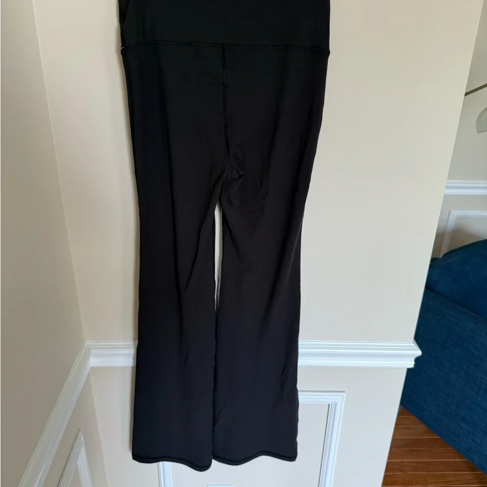 Isabel NWOT Maternity High Rise Flare Leggings Sz Small Casual Athlesuire Lounge - Picture 3 of 10